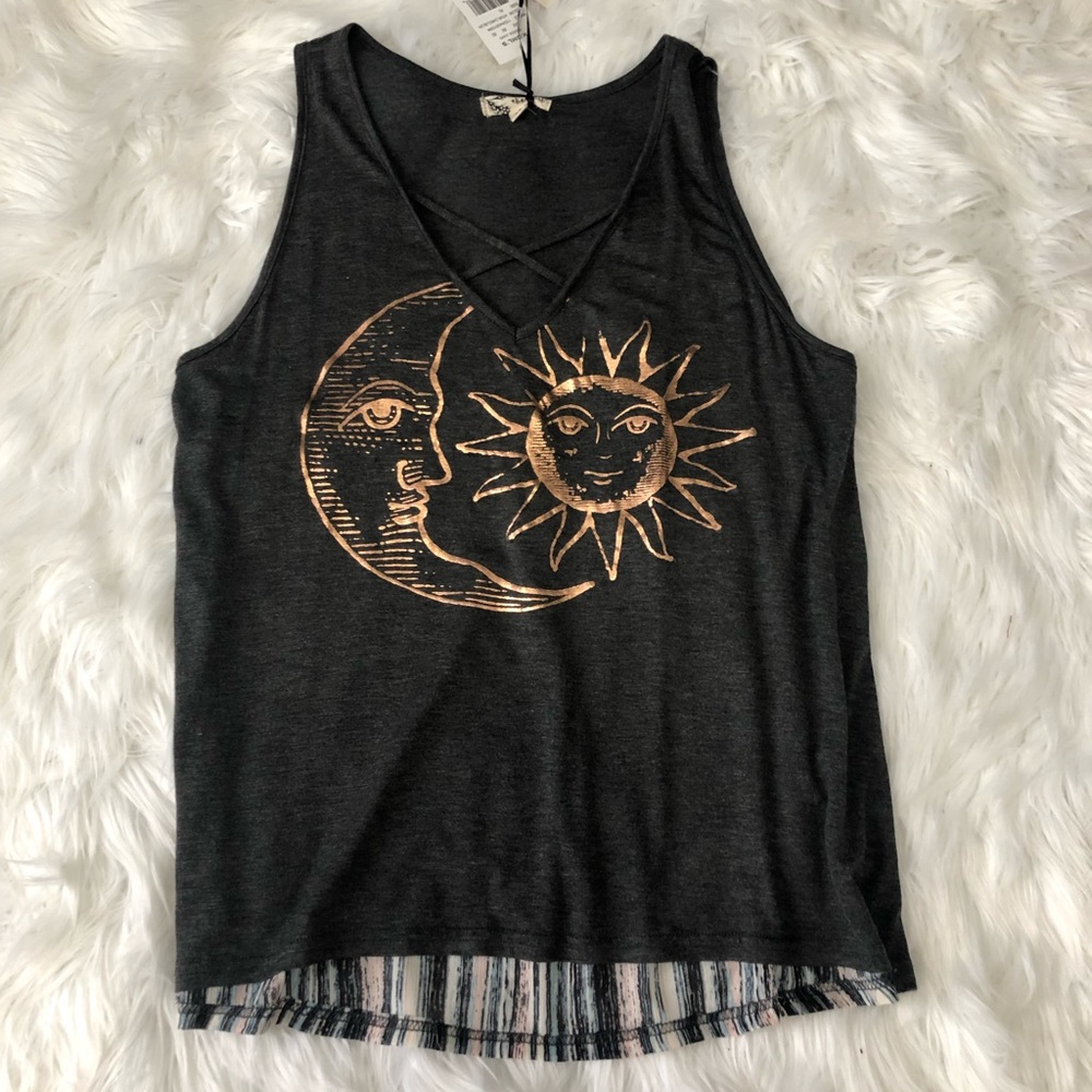 Moon & sun tank 🌙☀️💛🧡